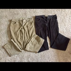 2 pairs of Men’s Old Navy corduroy pants! 🍁